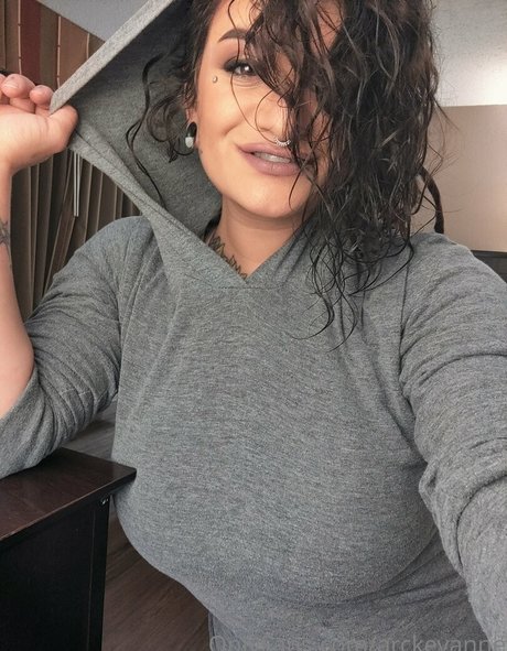 Foto desnuda filtrada de OnlyFans de Arckeyanne