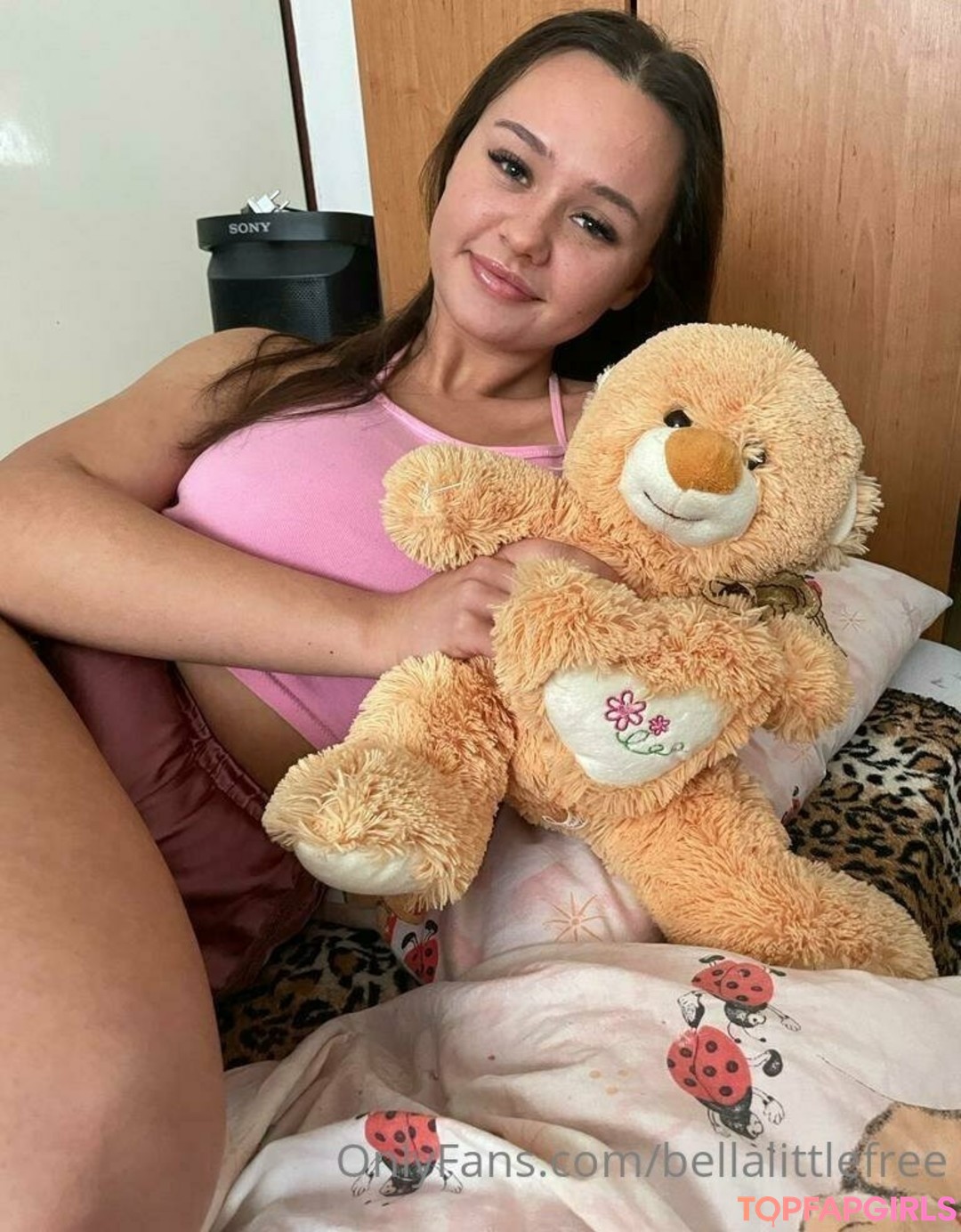 Foto desnuda filtrada de OnlyFans de Bellalittlefree22 #83 Foto desnuda filtrada de OnlyFans de Bellalittlefree22 #83