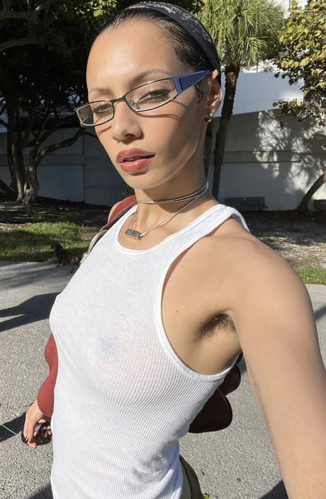 Foto desnuda filtrada de OnlyFans de Jazelle Zanaughtti