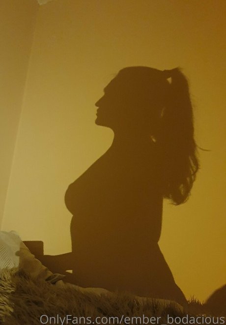 Foto desnuda filtrada de OnlyFans de Emberbodacious