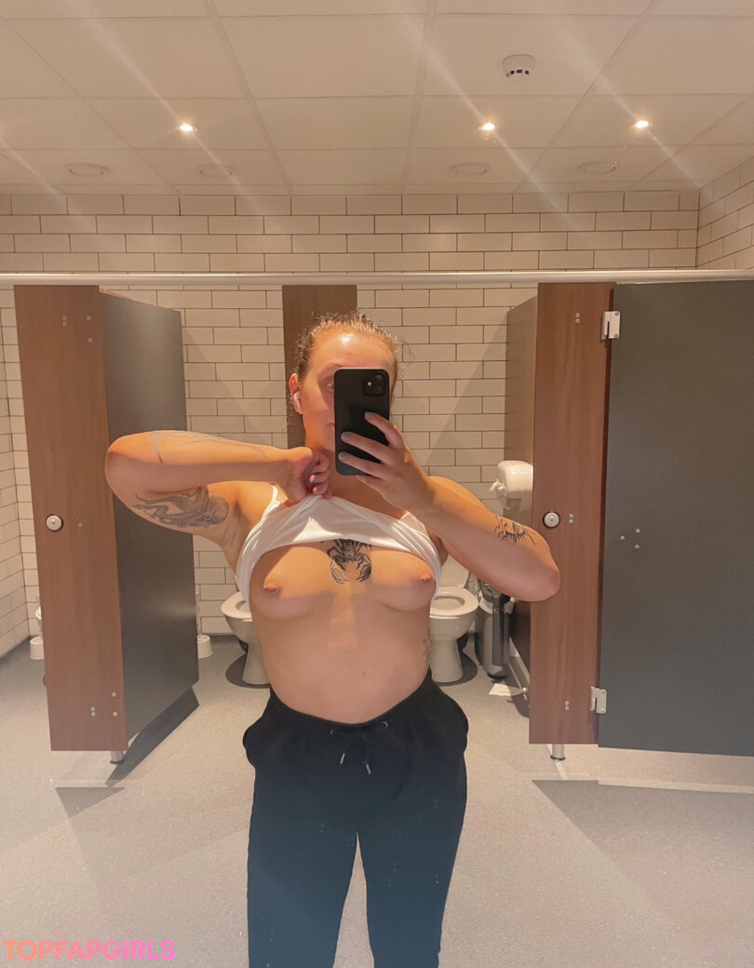 Foto desnuda filtrada de OnlyFans de Sophiamayy #84 Foto desnuda filtrada de OnlyFans de Sophiamayy #84
