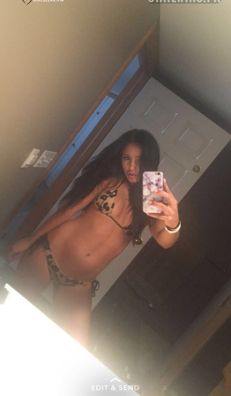 Foto desnuda filtrada de OnlyFans de Madelyn Karoub