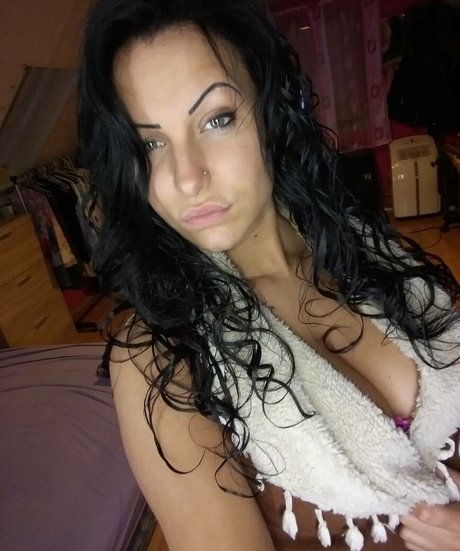 Foto desnuda filtrada de OnlyFans de Borsod