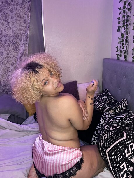 Foto desnuda filtrada de OnlyFans de Sweet Like Honey