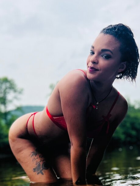Foto desnuda filtrada de OnlyFans de Kenzi Marie