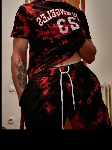 Foto desnuda filtrada de OnlyFans de Tryout 11