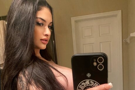 Foto desnuda filtrada de OnlyFans de Big Purrrr