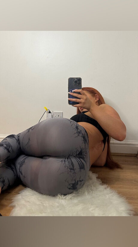 Foto desnuda filtrada de OnlyFans de Redheadn