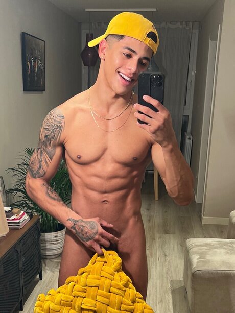 Foto desnuda filtrada de OnlyFans de Greg Muoz