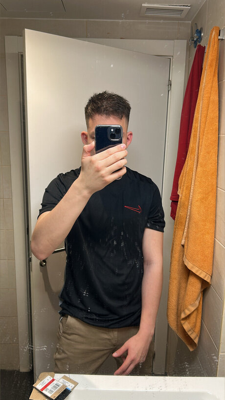 Foto desnuda filtrada de OnlyFans de Dylan