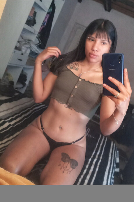 Foto desnuda filtrada de OnlyFans de Saa