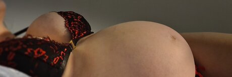 Foto desnuda filtrada de OnlyFans de Pregnant Brandi