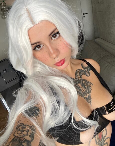 Foto desnuda filtrada de OnlyFans de Ariel Bolvv