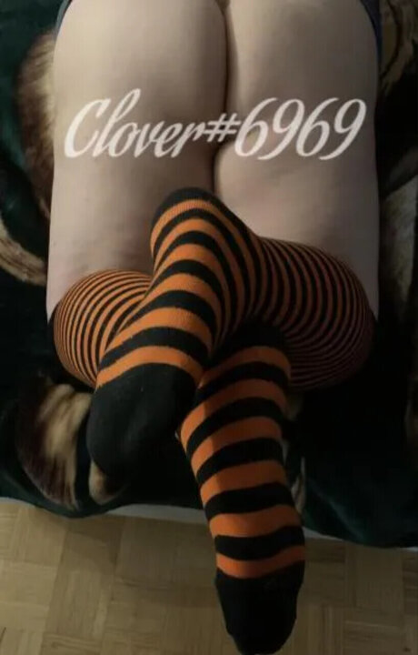 Foto desnuda filtrada de OnlyFans de Clover 6969