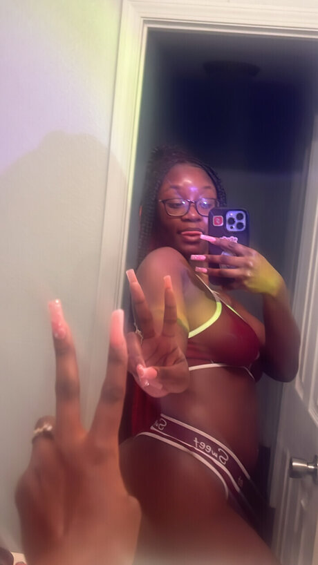 Foto desnuda filtrada de OnlyFans de Sexyyychocolatee