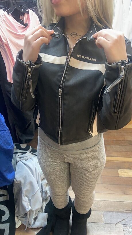 Foto desnuda filtrada de OnlyFans de Lily