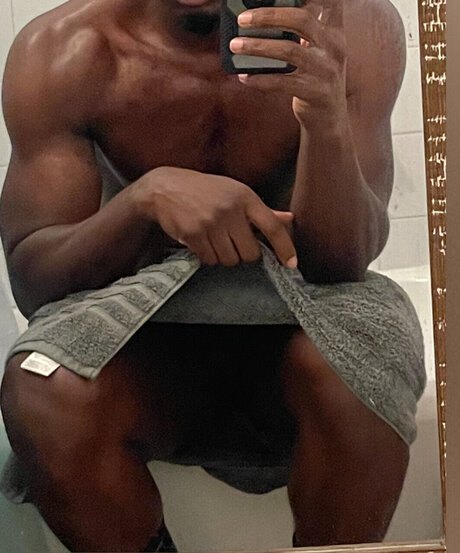 Foto desnuda filtrada de OnlyFans de Sluggawood11d