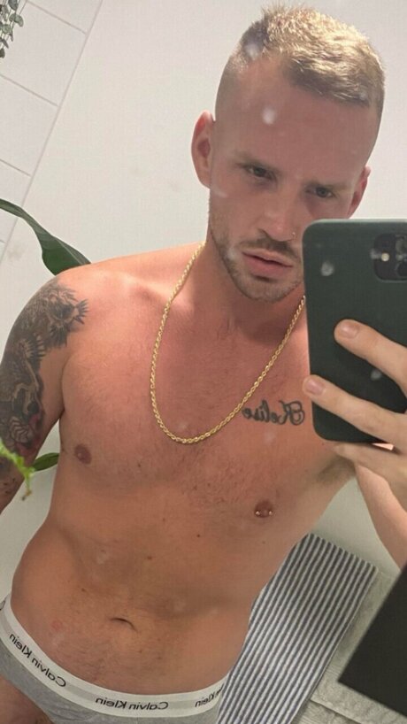 Foto desnuda filtrada de OnlyFans de Kier Lush