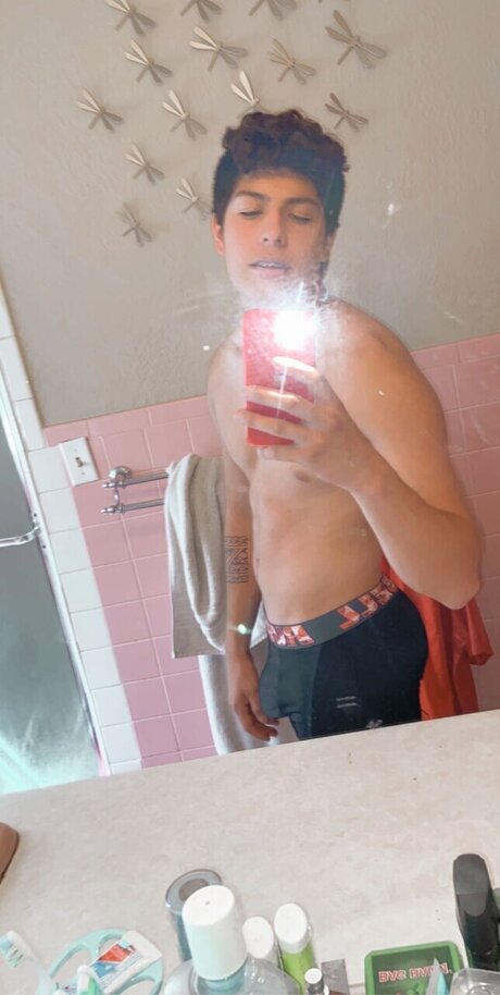 Foto desnuda filtrada de OnlyFans de Felipe Carnero