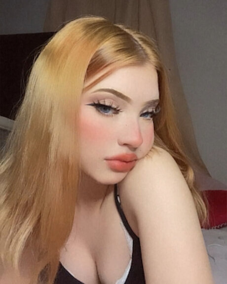 Foto desnuda filtrada de OnlyFans de Hot Bunny Mari