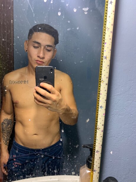 Foto desnuda filtrada de OnlyFans de Aldayr Arellano