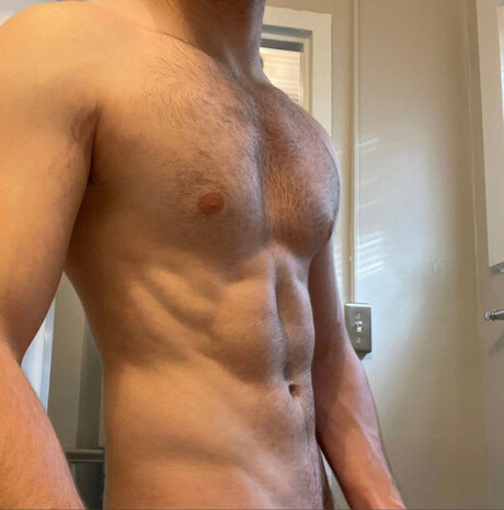 Foto desnuda filtrada de OnlyFans de Scottysbody