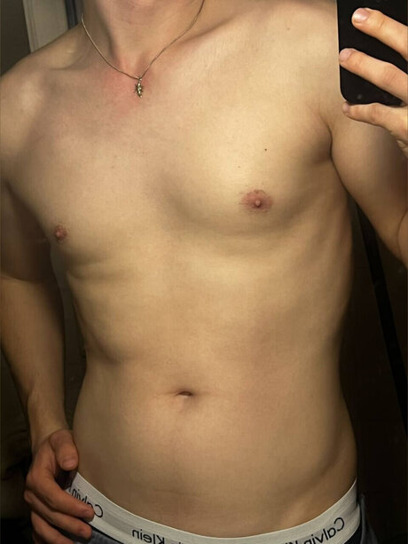 Foto desnuda filtrada de OnlyFans de Blondebabypt