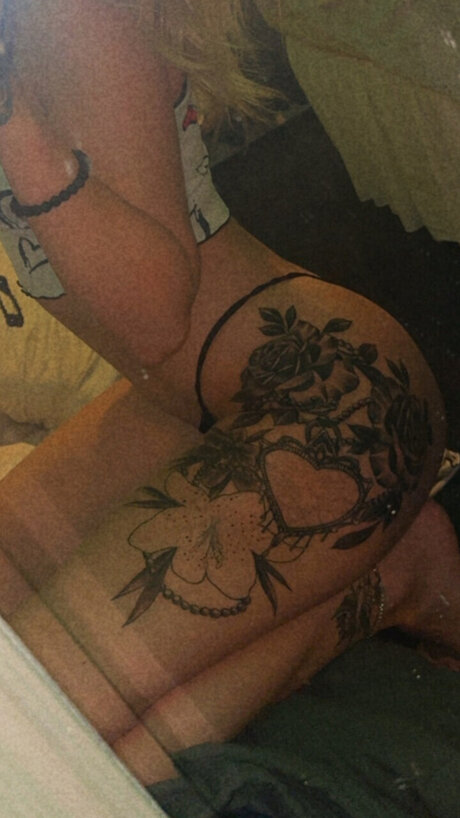 Foto desnuda filtrada de OnlyFans de Lottie