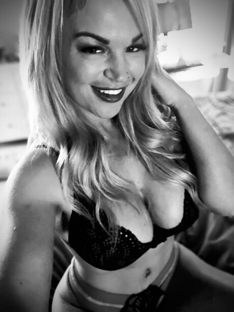 Foto desnuda filtrada de OnlyFans de Starkitty