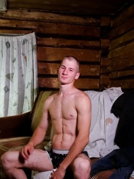 Foto desnuda filtrada de OnlyFans de Rainbow James Joy Page