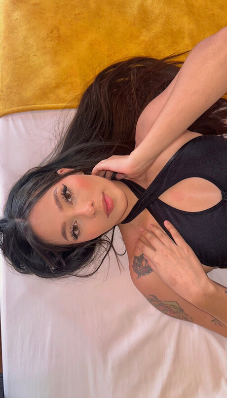 Foto desnuda filtrada de OnlyFans de Nicolecastellanos2