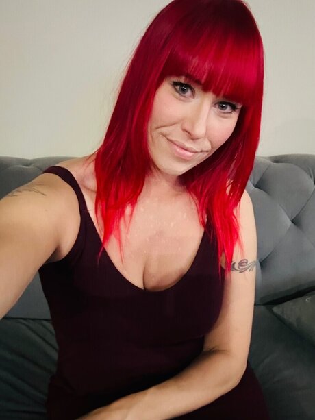 Foto desnuda filtrada de OnlyFans de Redhotvixen