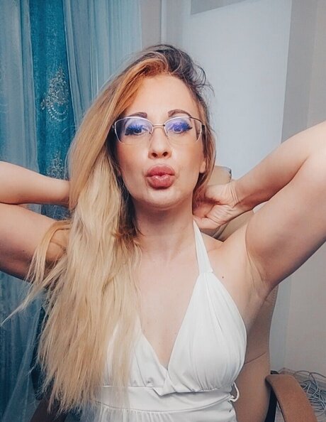 Foto desnuda filtrada de OnlyFans de Mayadahliafree