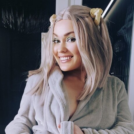 Foto desnuda filtrada de OnlyFans de Petite Passion