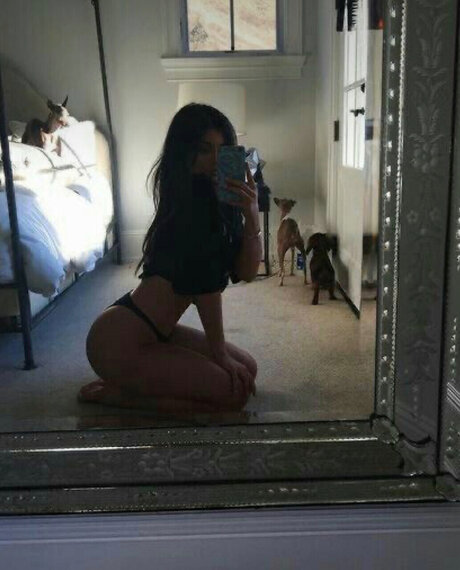 Khloe