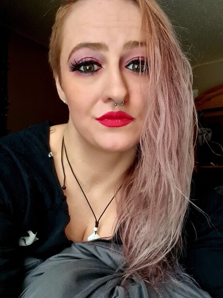Foto desnuda filtrada de OnlyFans de Ellemajesty