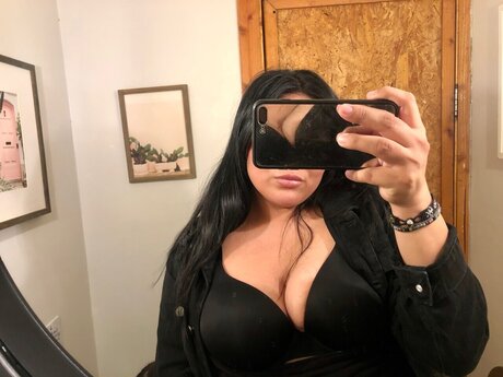 Foto desnuda filtrada de OnlyFans de Youandmyself