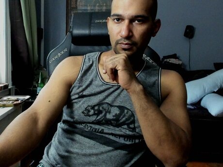Foto desnuda filtrada de OnlyFans de Fill The Wallet
