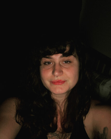 Foto desnuda filtrada de OnlyFans de Mama Del Rave