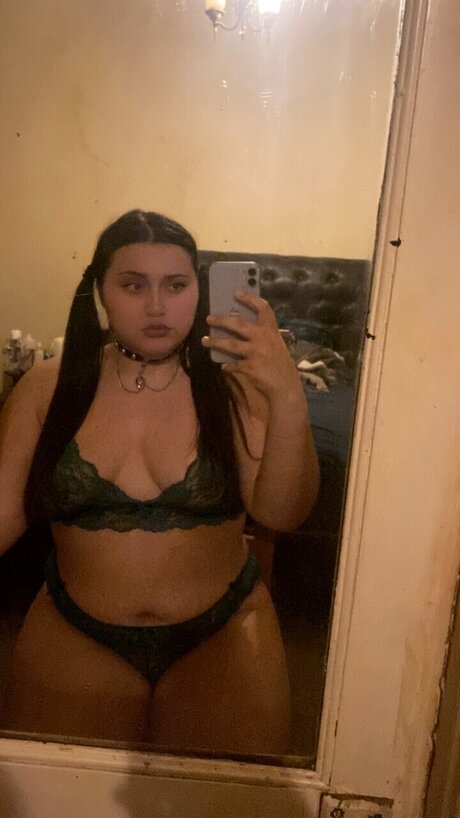 Foto desnuda filtrada de OnlyFans de Docha Baby 