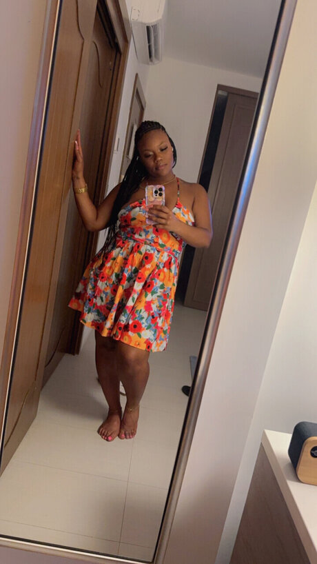 Foto desnuda filtrada de OnlyFans de Lorii
