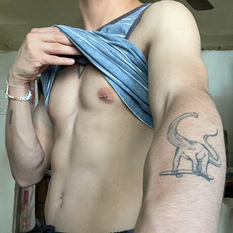 Foto desnuda filtrada de OnlyFans de Antonio Cierra