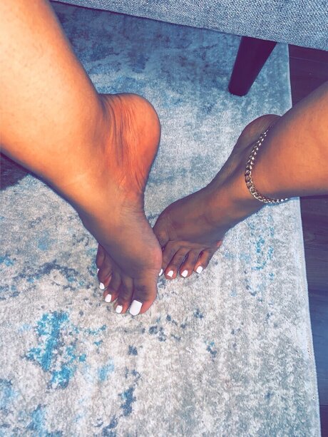 Foto desnuda filtrada de OnlyFans de Feetee
