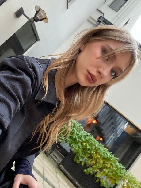 Foto desnuda filtrada de OnlyFans de Lizzie