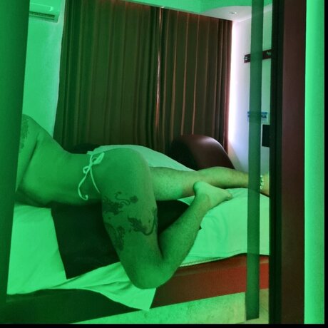 Foto desnuda filtrada de OnlyFans de Daniel Ken
