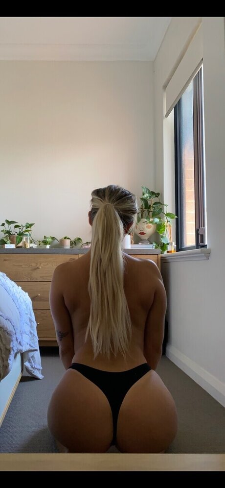 Foto desnuda filtrada de OnlyFans de Charlie