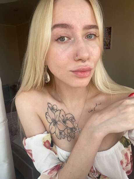 Foto desnuda filtrada de OnlyFans de Vlada