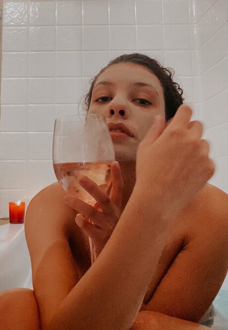 Foto desnuda filtrada de OnlyFans de Jaeda Kiss