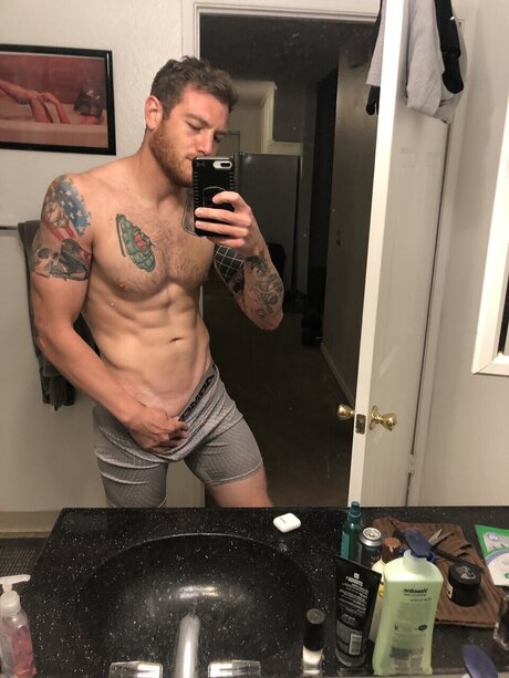 Foto desnuda filtrada de OnlyFans de Cannabeastxxx