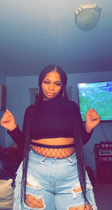 Foto desnuda filtrada de OnlyFans de Iyonna Avery